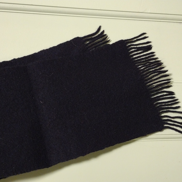 Kids basic black wool Harry Potter style scarf - Picture 3 of 3